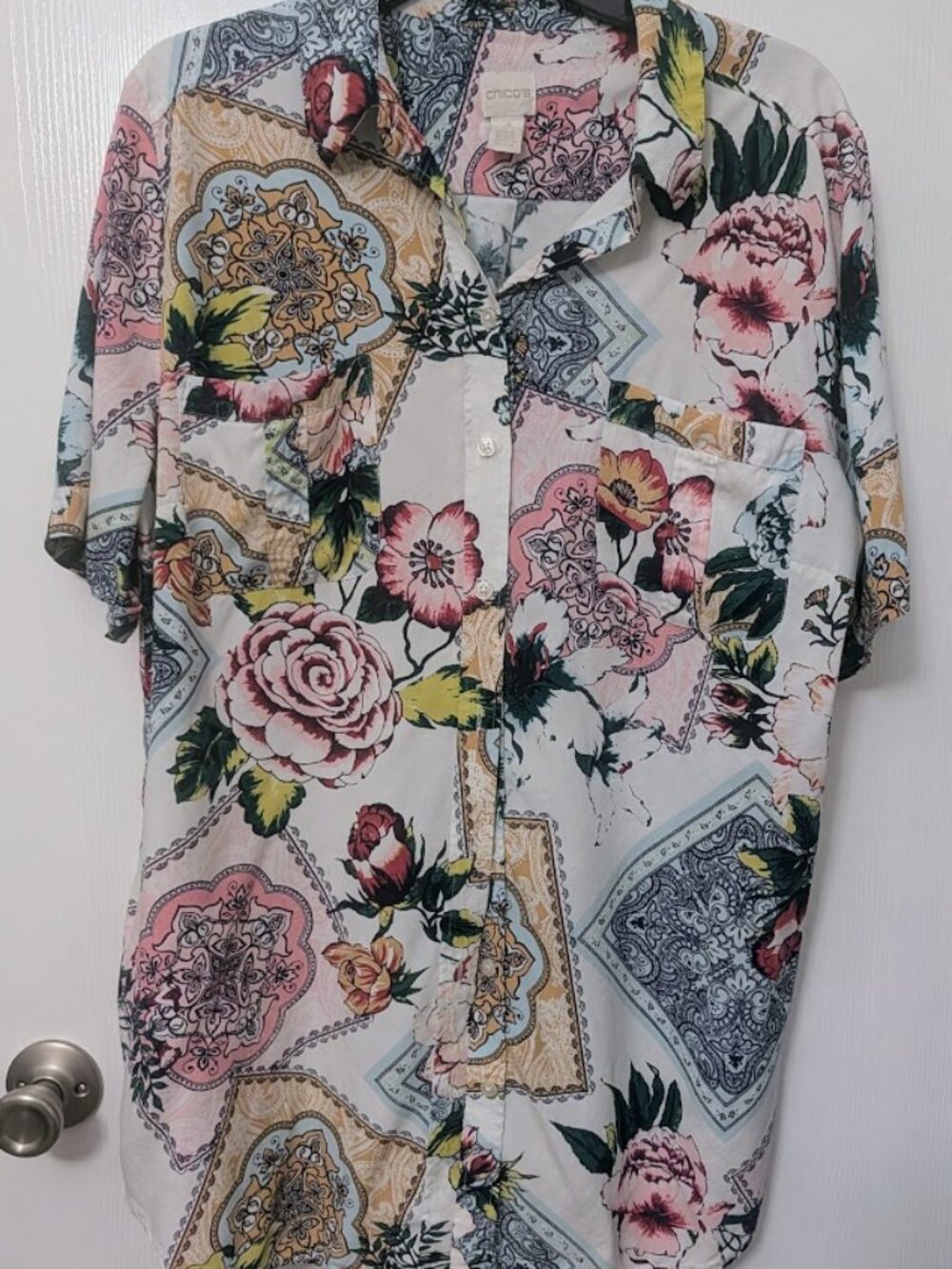 Chico's white floral mixed pattern long S/S top Size 3/XL